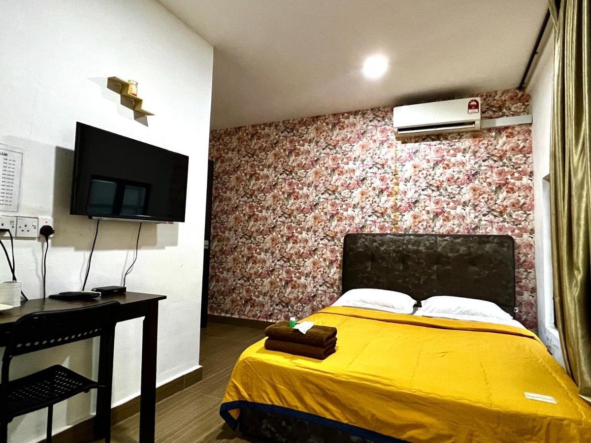Homestay 55 Johor Bahru Esterno foto