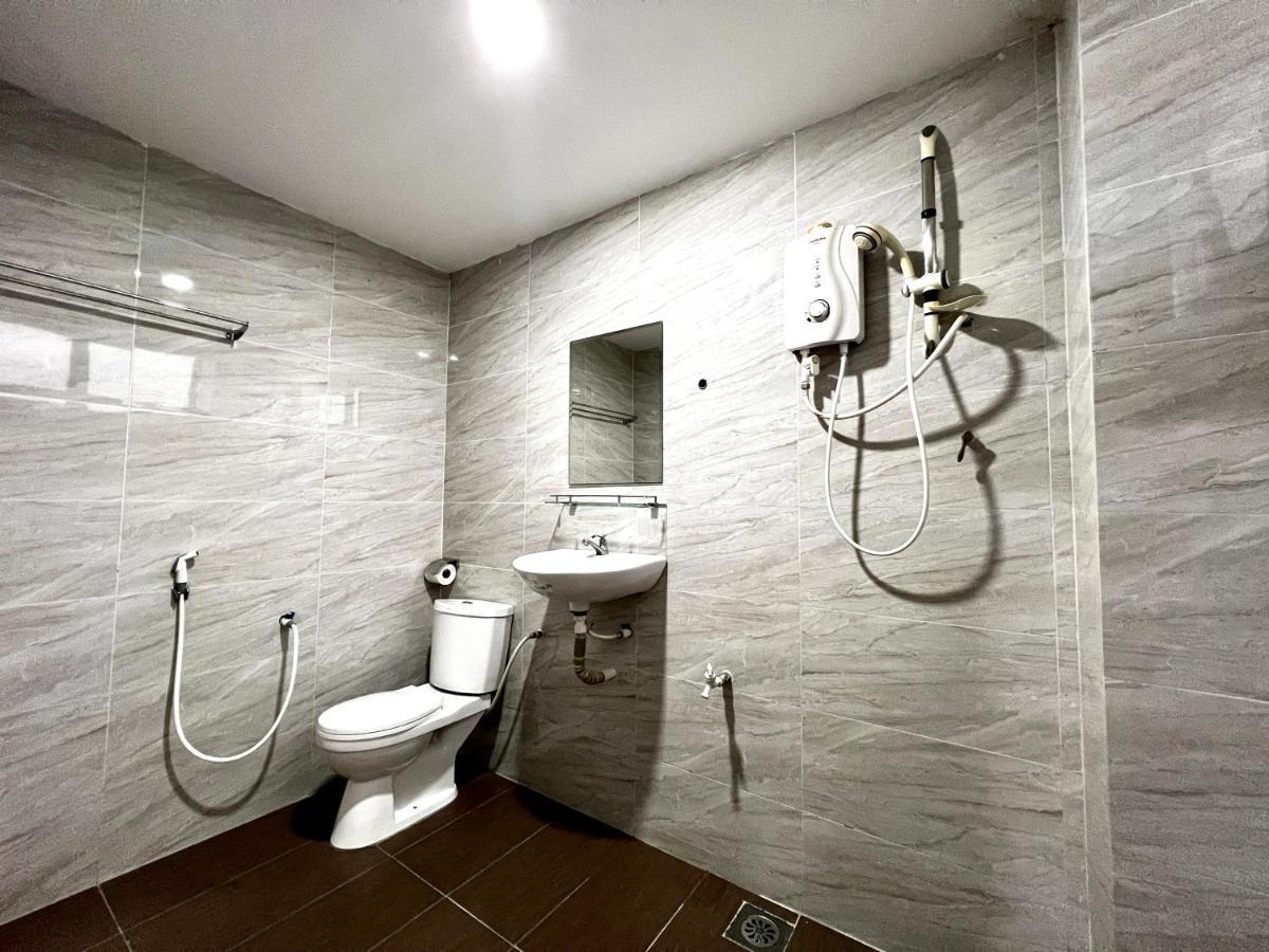Homestay 55 Johor Bahru Esterno foto