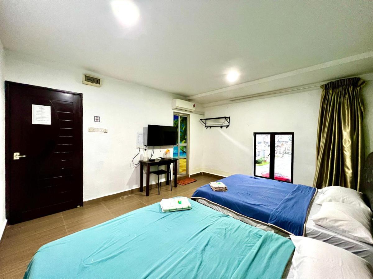 Homestay 55 Johor Bahru Esterno foto